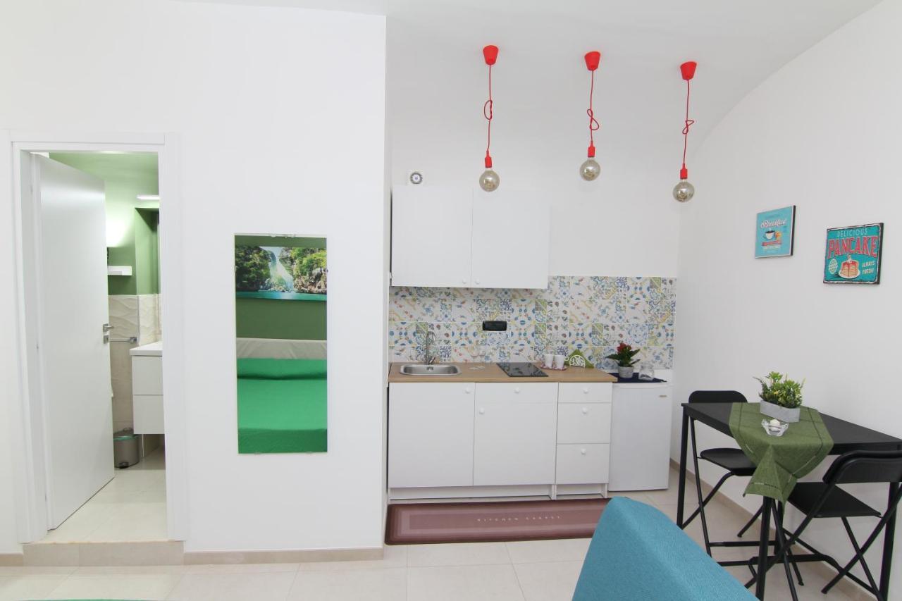 נאפולי Marea Appartamenti מראה חיצוני תמונה